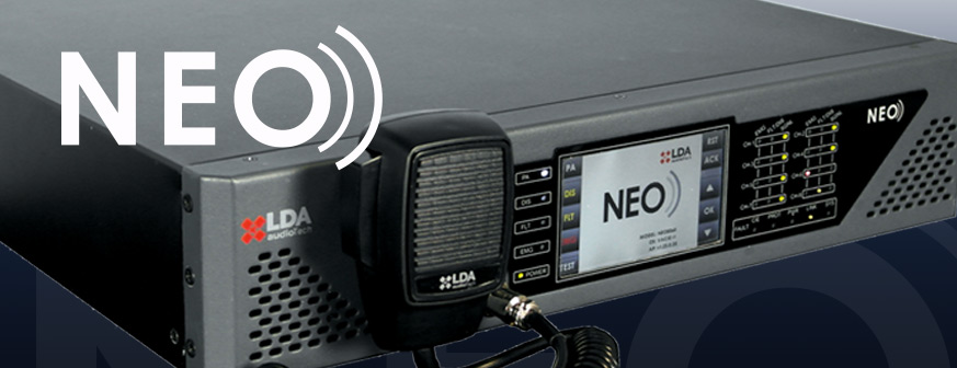 Nahaufnahme der NEO 8060 Front mit Handsprechstelle, Funktionstasten und Farbdisplay