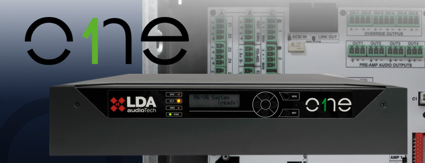 ONE Audio-Management-System von LDA audioTech im Rack, im Hintergrund die Anschlussebene